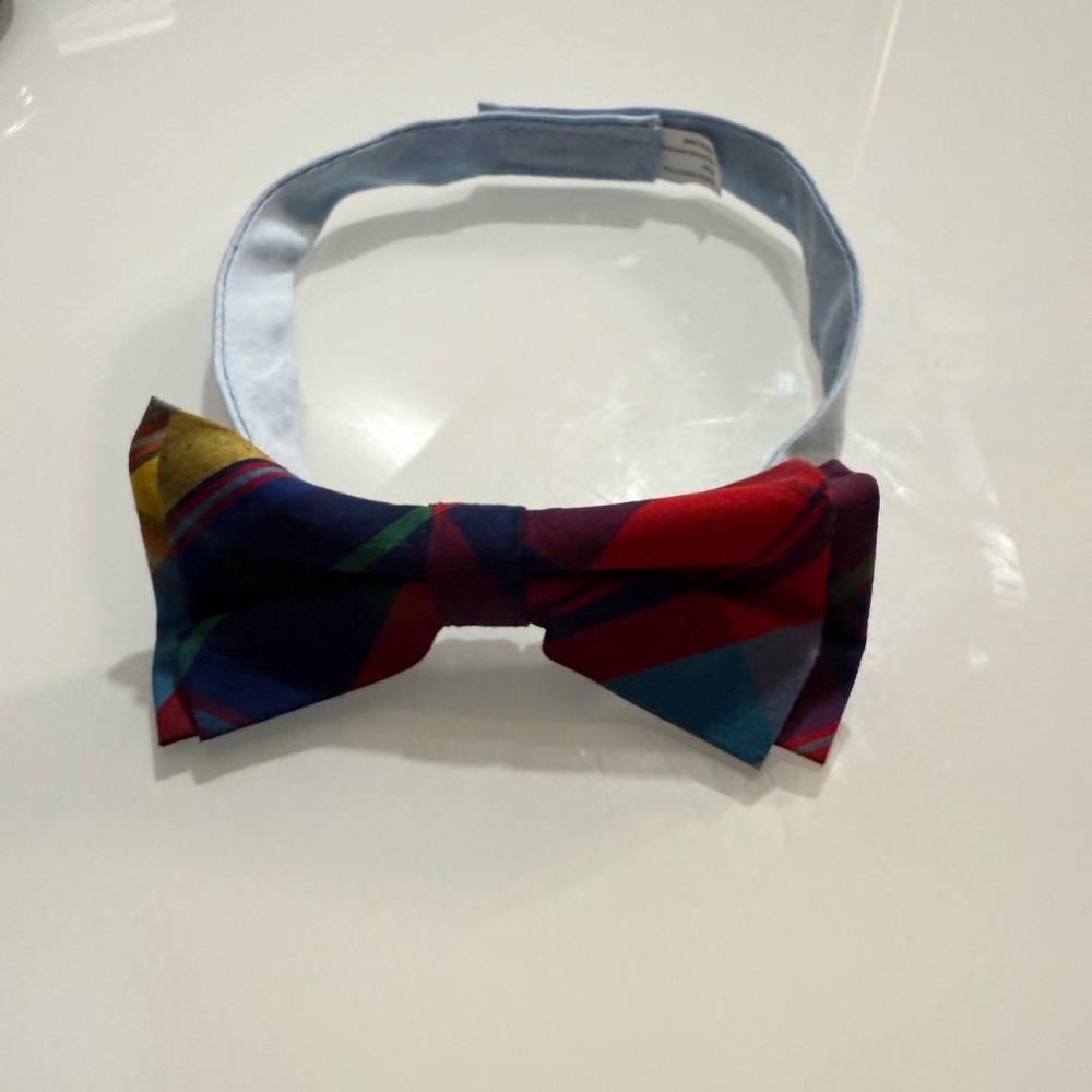 Nautica Boy’s Pre-Tied Bowtie Bow Tie Red Blue Plaid